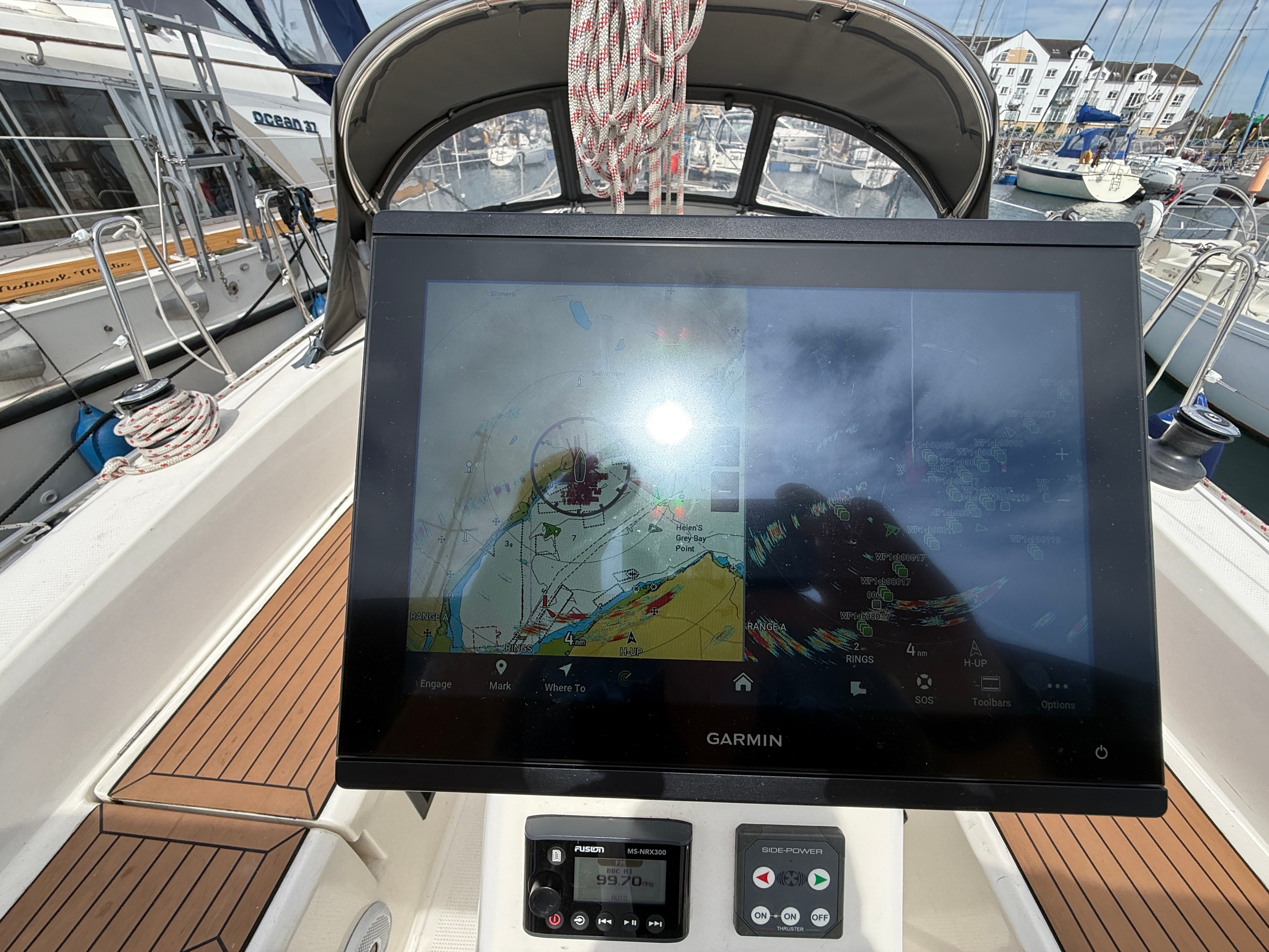 Garmin chartplotter — Fusion stereo and bow thruster controls