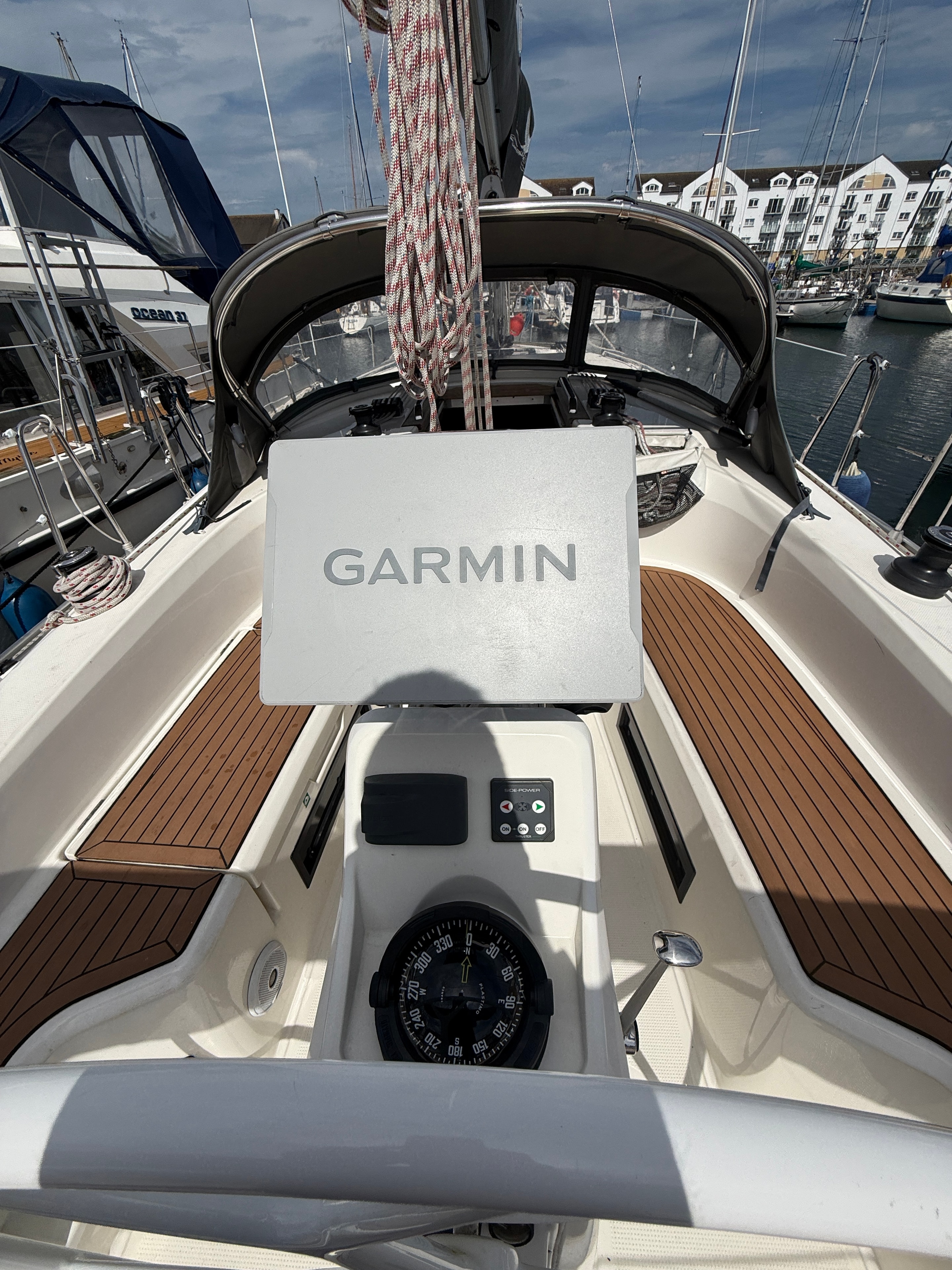 Garmin chartplotter cover — wider cockpit view
